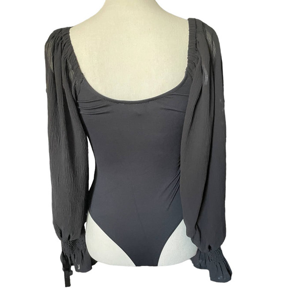 NWT Lulus Womens Scoop Neck High Cut Bodysuit Top Chiffon Long Sleeve Size XS - Picture 2 of 8